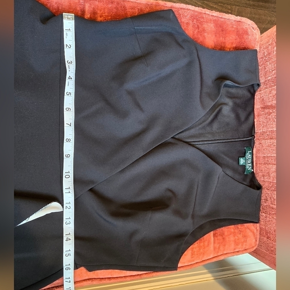 Lauren Ralph Lauren Two-Tone Faux-Wrap Side Ruffle B&W Sleeveless Dress Sz. 10 - Picture 7 of 9